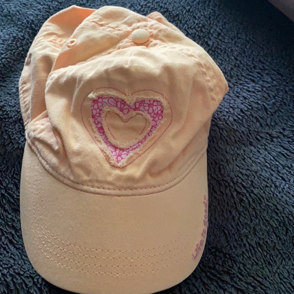 Cute Life Is Good hat! Like new!